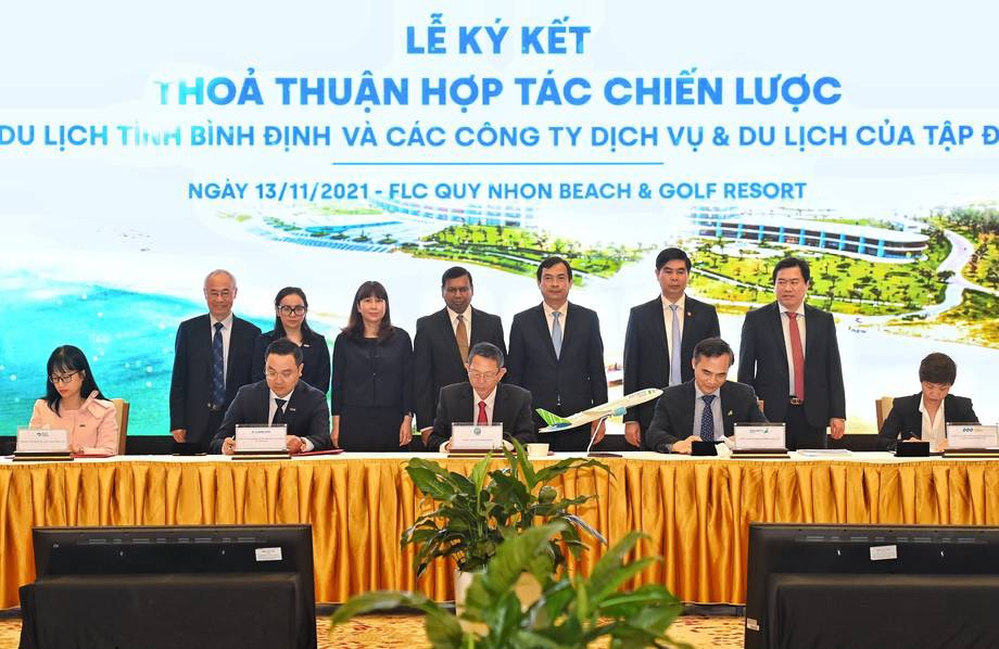 Lễ ký kết thoả thuận hợp tác chiến lược thúc đẩy phát triển du lịch Bình Định